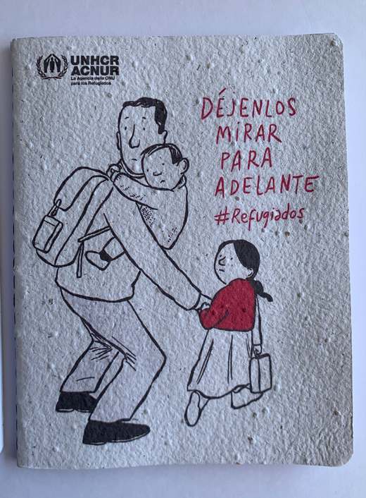 Libreta Plantable — 2 detalle tapa acnur